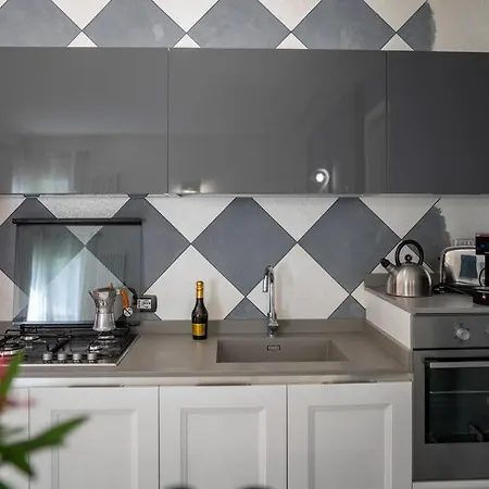 Montecolo Bay 1 Pilzone